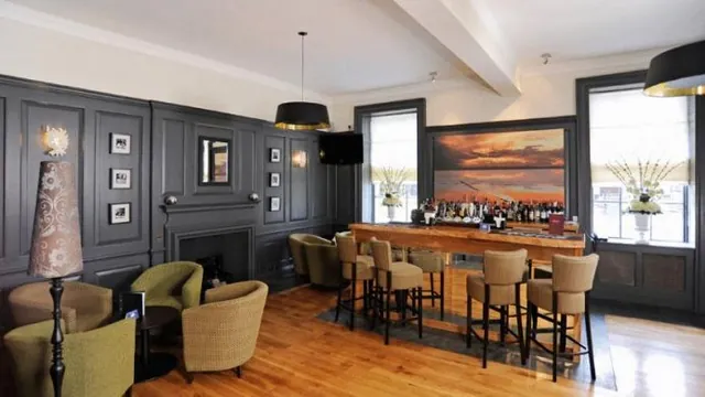 Mercure Southampton Centre Dolphin Hotel photo 2
