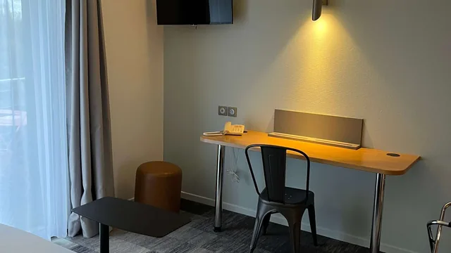 Sandman Hotel Montreal - Longueuil photo 6