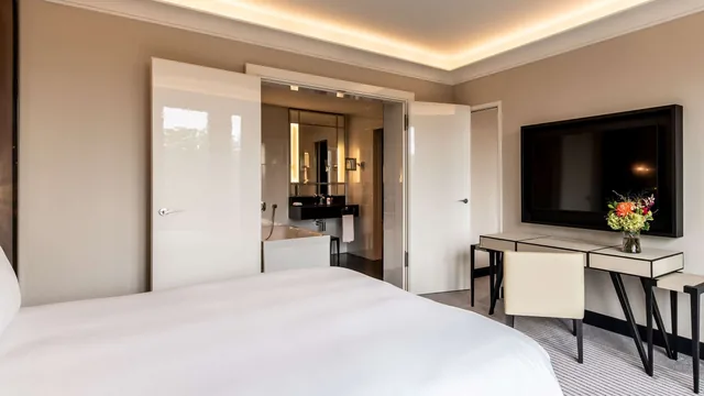 Sofitel Frankfurt Opera photo 4
