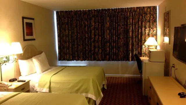 Days Inn Miami International Airport photo 2