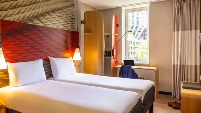 Ibis Rotterdam City Centre photo 3