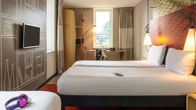 Ibis Rotterdam City Centre photo 6