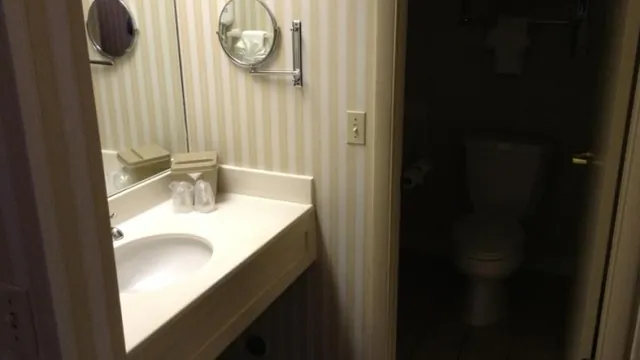 Royal Garden Inn Salt Lake photo 1