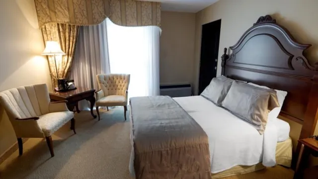 Old Stone Inn Niagara Falls photo 1