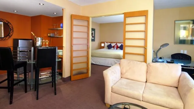 Novotel Ottawa Hotel photo 2
