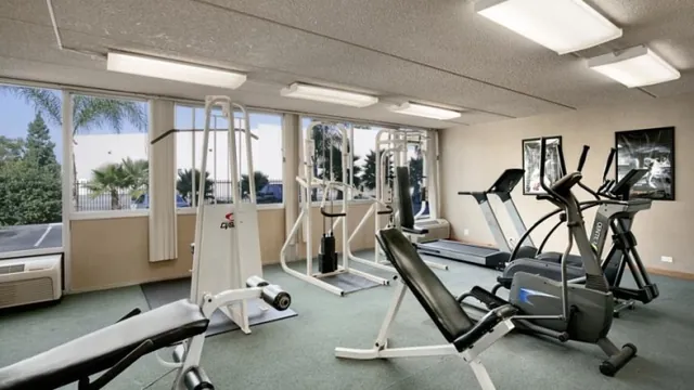 Super 8 by Wyndham Trois-Rivieres photo 2