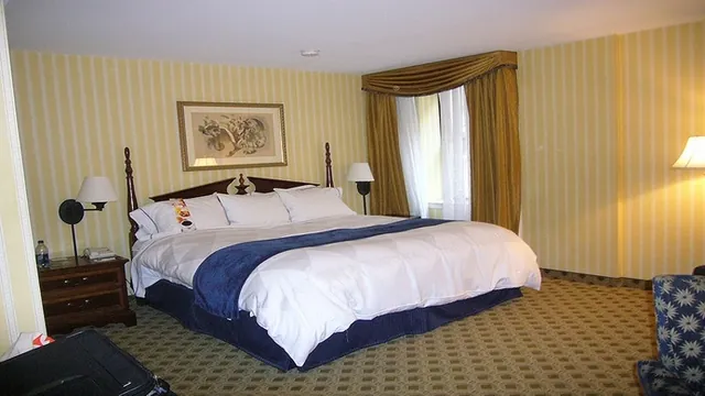 Radisson Plaza Lord Baltimore photo 3
