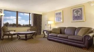 Hilton Baltimore North Pikesville Hotel