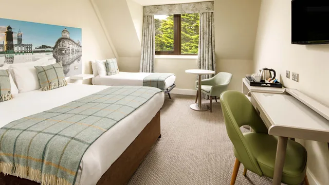 Super 8 by Wyndham Valemount photo 1