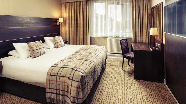 Super 8 by Wyndham Visalia photo 6