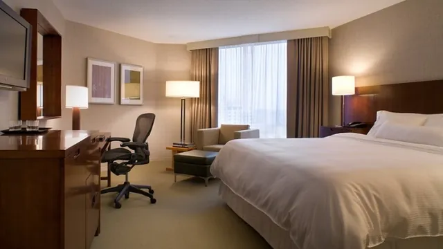 The Westin Bristol Place Toronto Airport photo 2