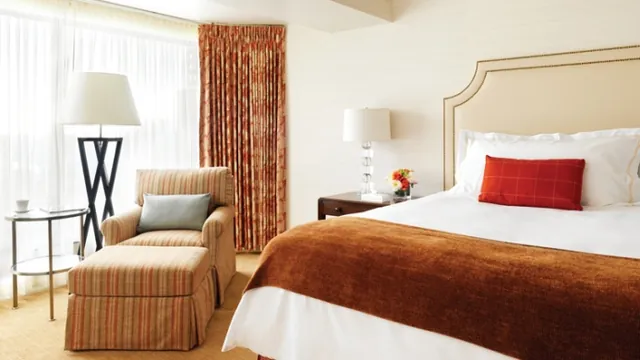 Four Seasons Hotel Vancouver photo 3