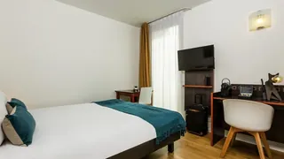 Adagio Access Paris Porte de Charenton Aparthotel