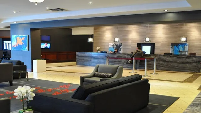 Sandman Hotel Vancouver City Centre photo 1