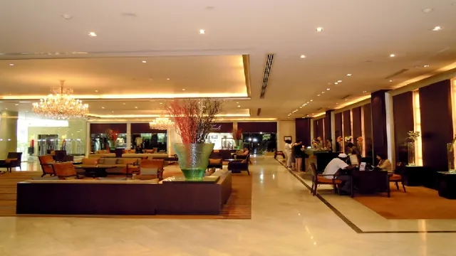 Holiday Inn Bangkok Silom photo 5