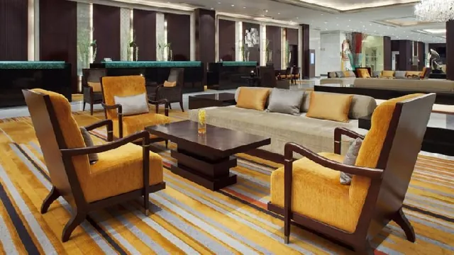 Holiday Inn Bangkok Silom photo 6