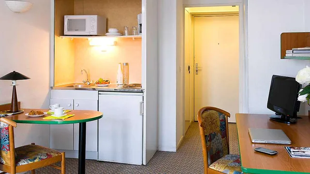 Adagio Access Paris Maisons-Alfort Aparthotel photo 4
