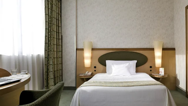 Mercure Rome West photo 7