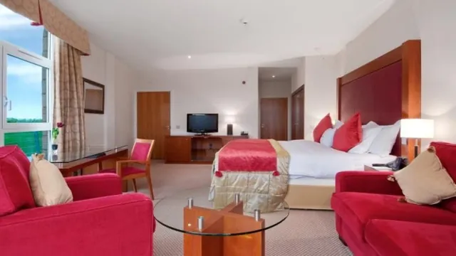 Hilton Hotel Newbury Centre photo 4