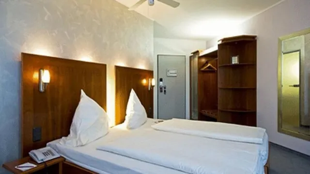 Centro Hotel Arde Koln, Trademark Collection by Wyndham photo 3