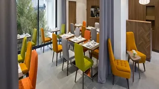 61 Paris Nation Hotel