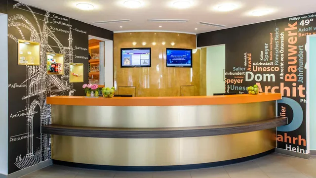 Ibis Styles Speyer photo 6