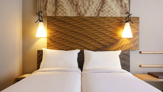 Ambassador Hotel Milwaukee, Trademark Collection by Wyndham photo 3