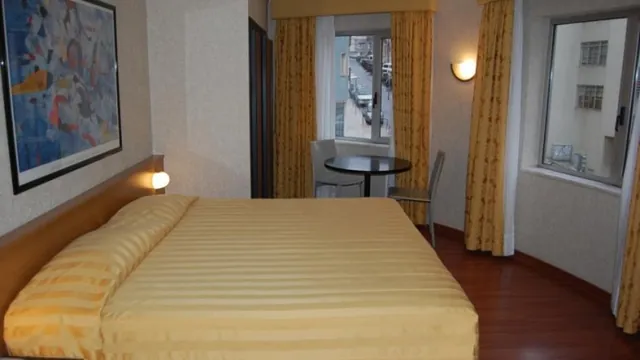VIP Executive Madrid Hotel Lisbon photo 1