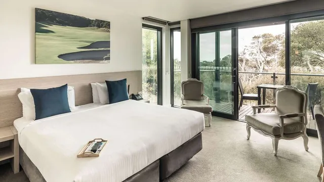 Mercure Portsea photo 8