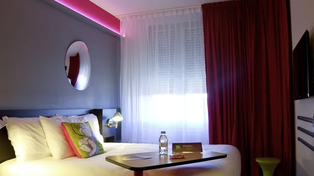 Ibis Styles Roanne Centre Gare photo 2