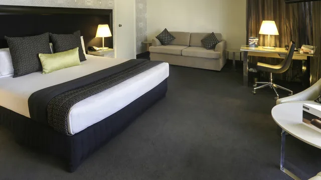 Elevation Inn & Suites, Trademark Collection by Wyndham photo 7