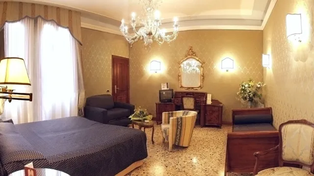 Colombina Hotel Venice photo 2