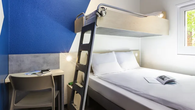 Ramada Plaza London Gatwick Hotel photo 1