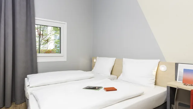 Ramada Plaza London Gatwick Hotel photo 6