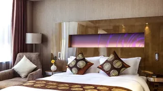 The Queens Park Hotel London