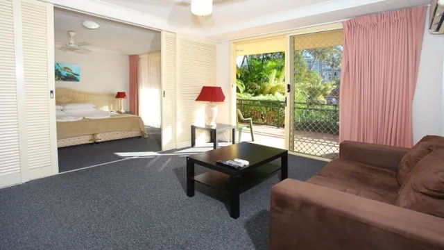 Paradise Island Resort Gold Coast photo 5