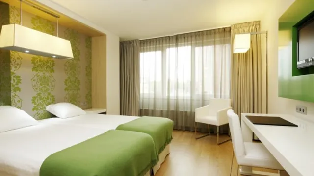 NH Groningen Hotel photo 3
