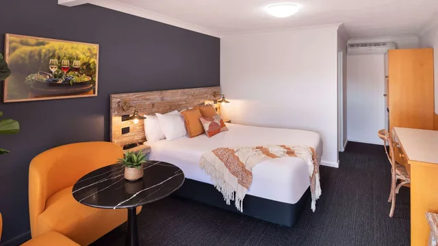 Ibis Styles Orange photo 3
