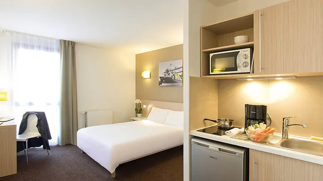 Adagio Access Le Havre Les Docks Aparthotel photo 3