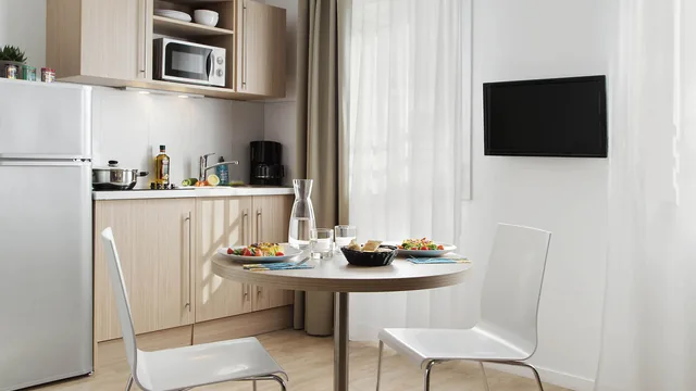 Adagio Access Paris Clichy Aparthotel photo 3