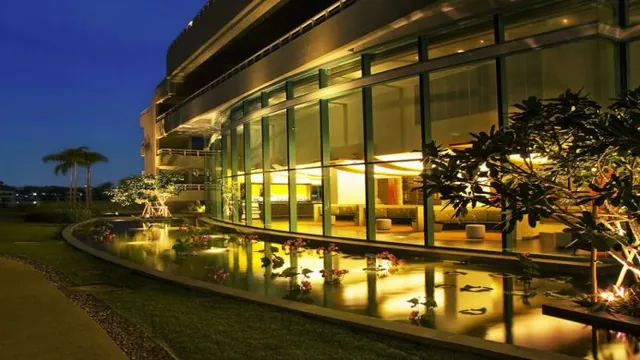 St. James Hotel photo 2