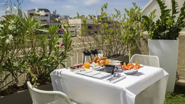Novotel Marseille Centre Prado photo 4