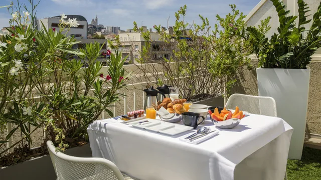 Novotel Marseille Centre Prado photo 5