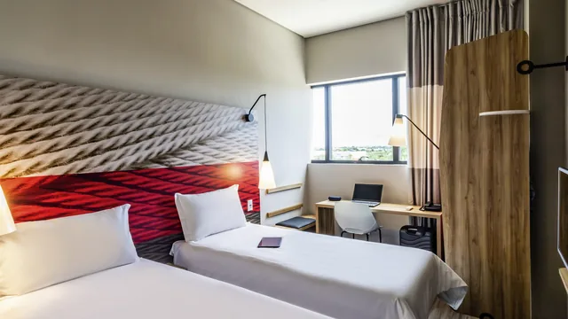 Bandara Suites Silom photo 3