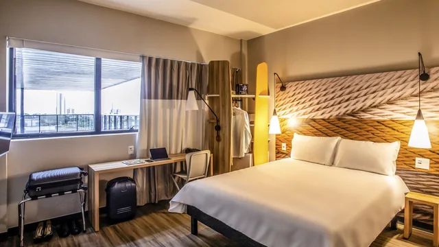 Bandara Suites Silom photo 7