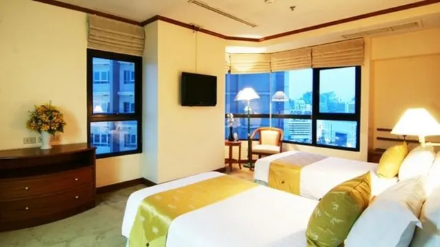 Travelodge by Wyndham Edmonton South photo 2