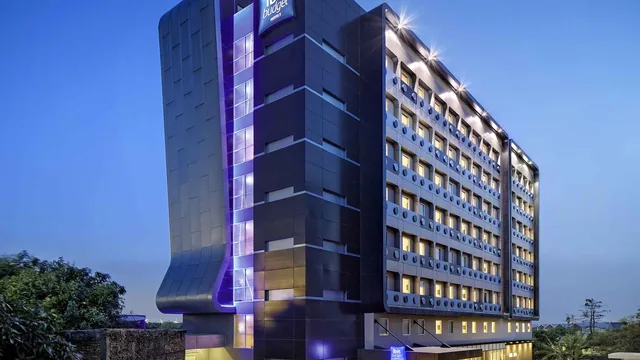 Travelodge by Wyndham Edmonton West photo 10