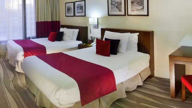 Travelodge by Wyndham Elkhart photo 2
