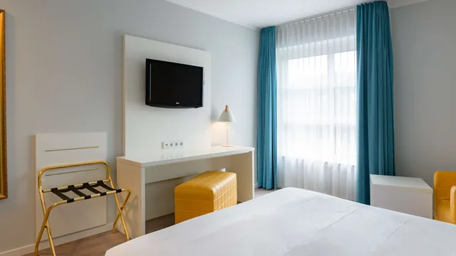 Travelodge by Wyndham Farmington photo 7