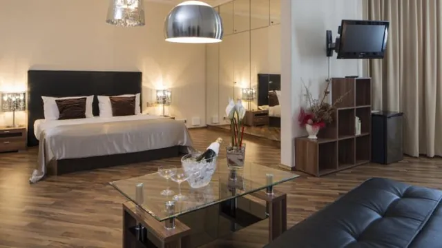Austria Trend Eventhotel Pyramide Vienna photo 2
